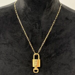 Authentic Louis Vuitton Lock & Key #300 w/Paperclip Link 20" Chain Necklace